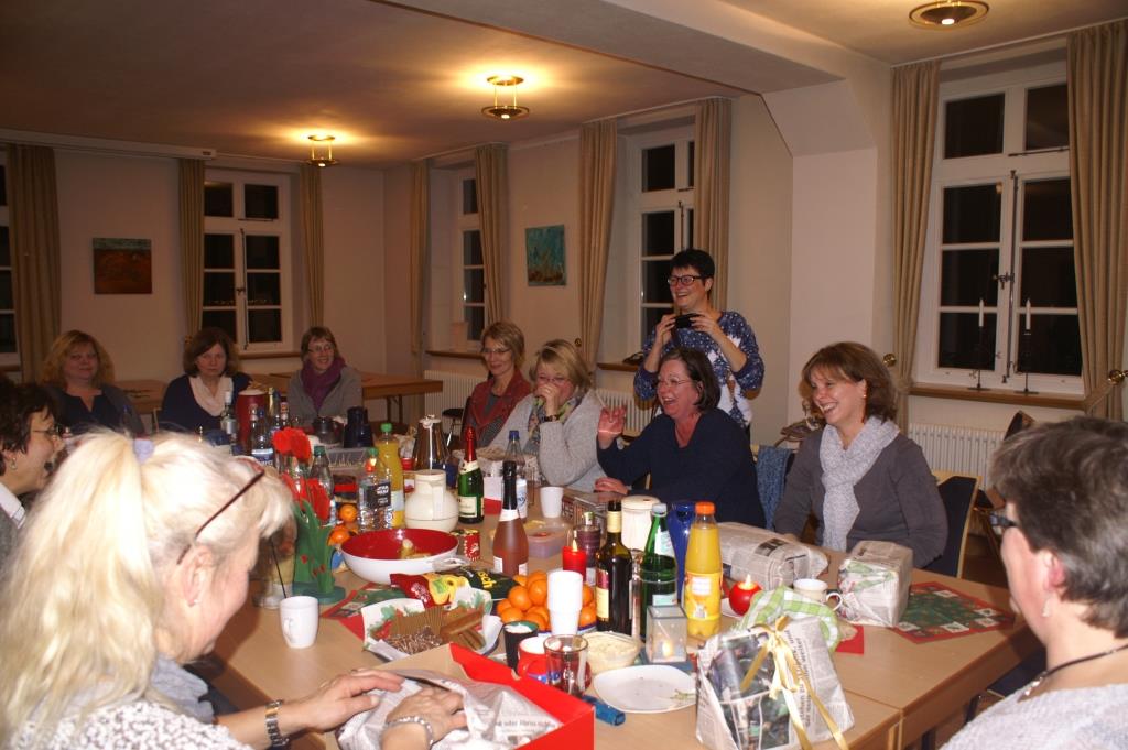 2015-12-21_Popchor_Weihnachtsfeier_33_web.jpg